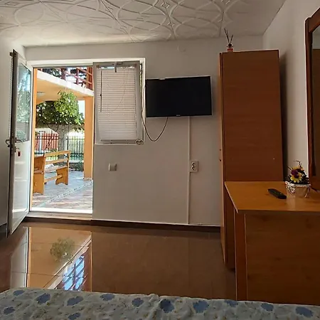Vila Masy コスティネシュティ